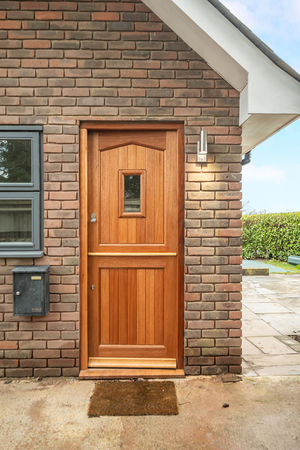 Photo 1- click for photo gallery